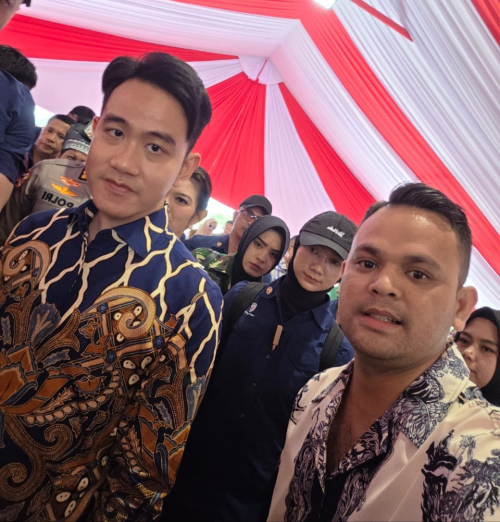 Elang 3 Hambalang Hadir di Pacu Jalur, Gubri Abdul Wahid Tagih Komitmen Pusat
