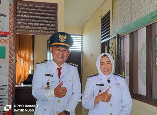 Lautan Papan Bunga Warnai Pendopo: Bupati Suhardiman Terkesima, Eka Putra Resmi Pimpin Kuantan Tengah