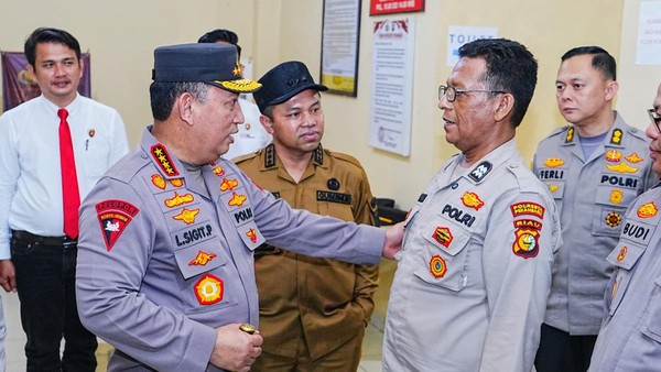 Dari Seragam ke Santri: Aiptu Jimmi Farma, Polisi Humanis yang Mendirikan Pesantren Gratis di Pekanbaru