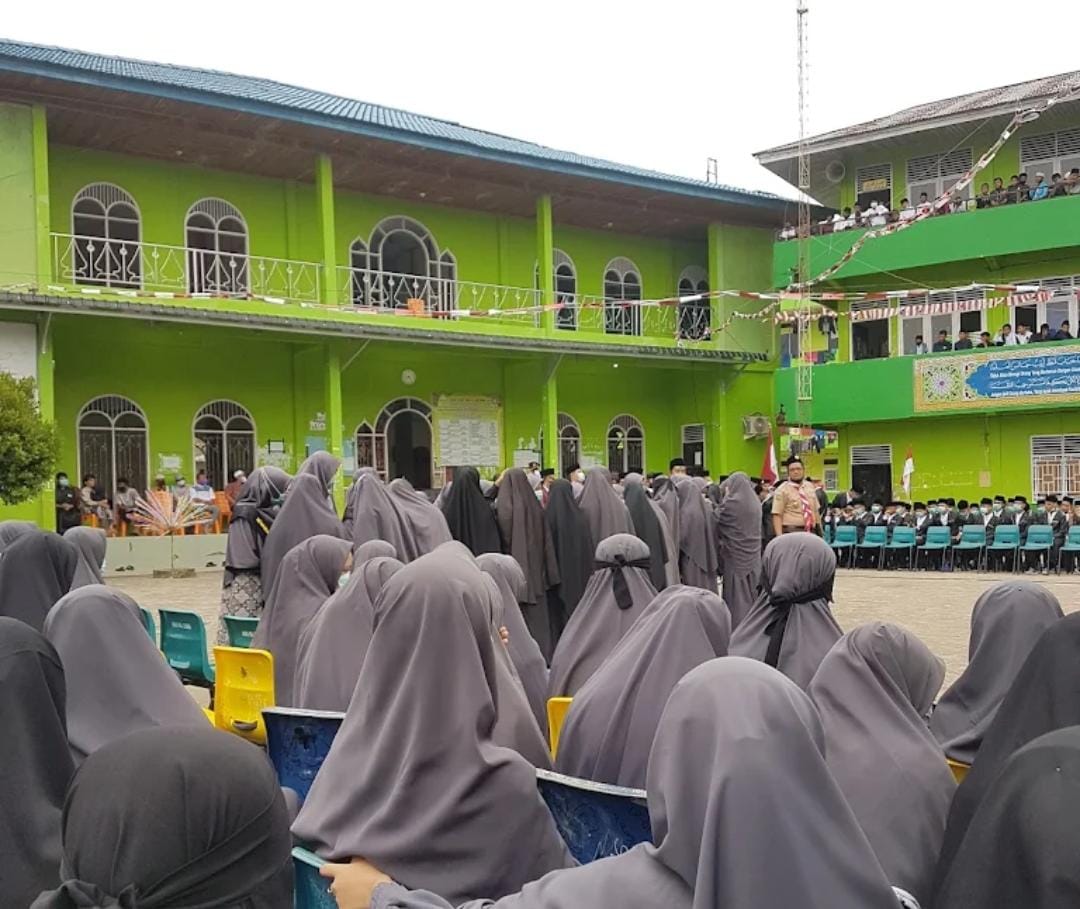 Ponpes Anshor Al-Sunnah Kampar Tahan Ratusan Ijazah Santri, Alumni Kesulitan Cari Kerja dan Melanjutkan Pendidikan