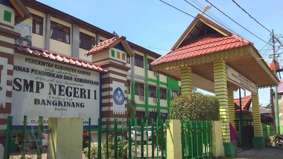 Mahasiswa Kampar Desak Usut Dugaan Korupsi Dana BOS Rp5,4 Miliar di SMPN 1 Bangkinang