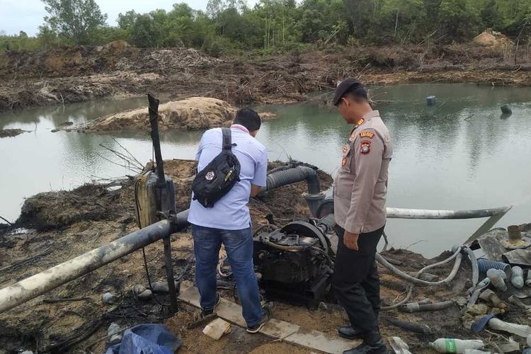 Pesta Tambang Ilegal Parit Baru: Setoran Jalan, Sungai Kampar Hancur